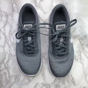 Nike Flex Gray Canvas Sneakers Size 8 Running